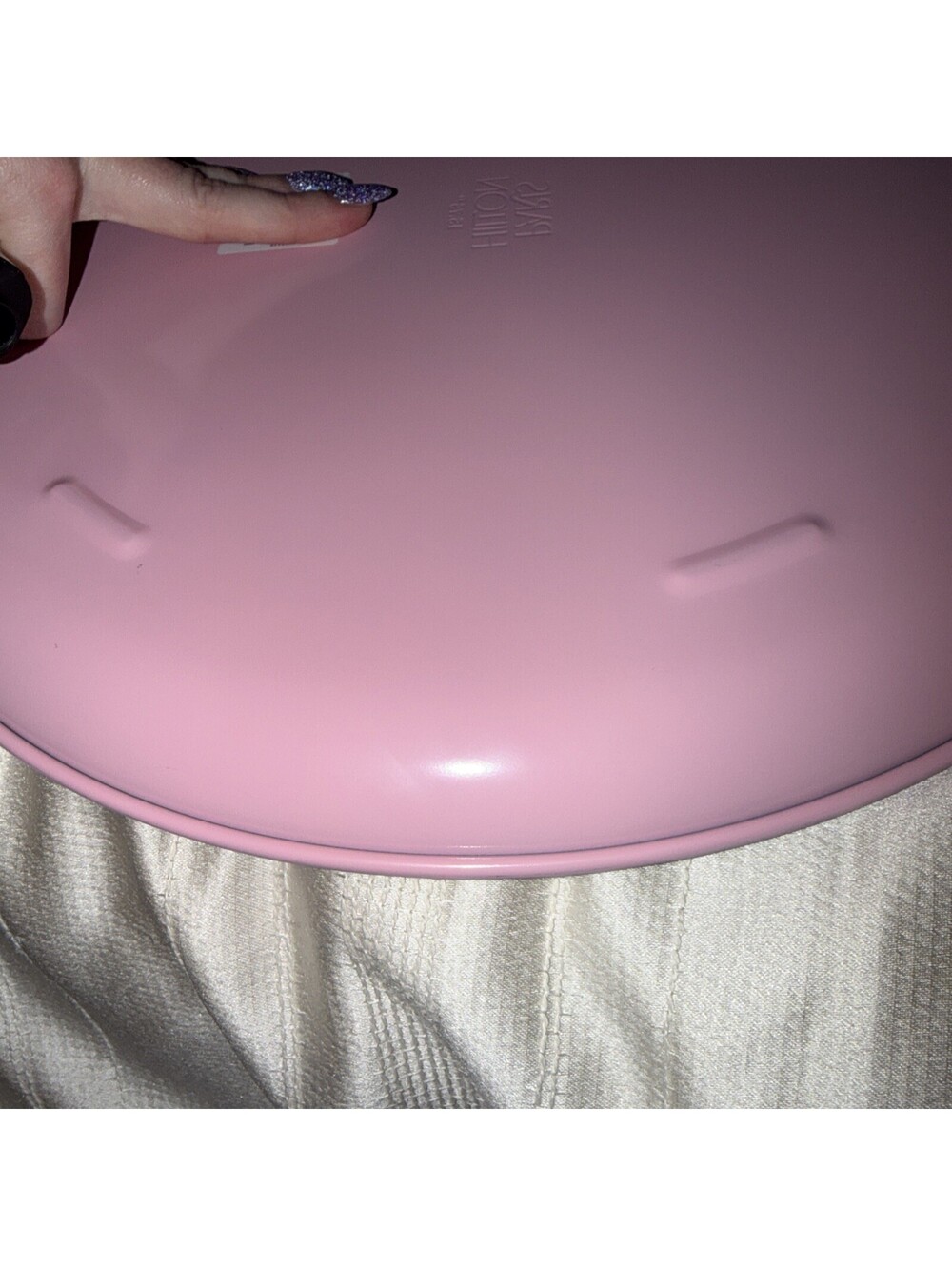 PARIS HILTON PIZZA PAN HEAVY DUTY PARIS HILTON PIZZA PAN baby PINK CHAMPAGNE